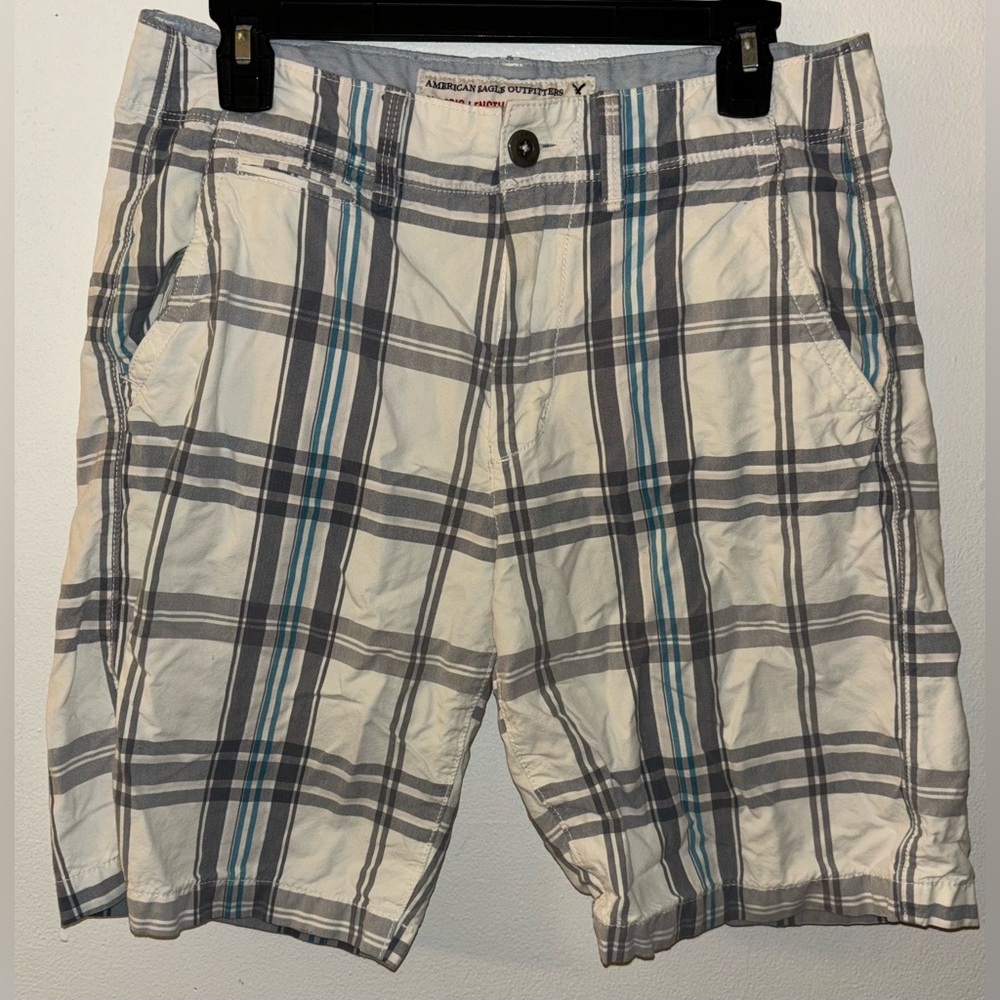 American Eagle Men’s Size 30 Classic Length Shorts Cotton Short Khaki Pants